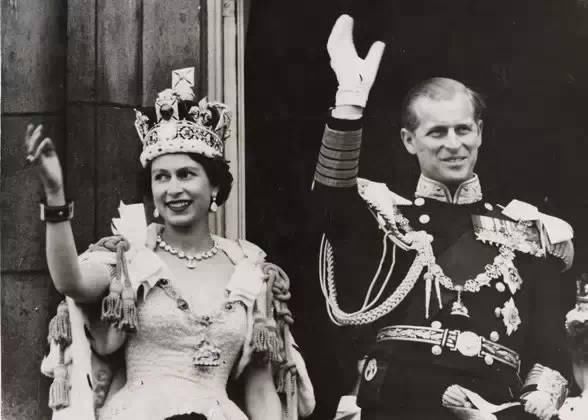 英国女王的珠宝，每一件都价值连城!