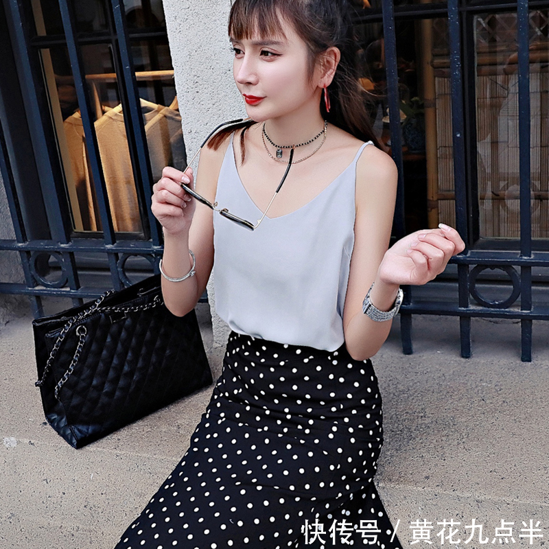 #迷人#清凉有型的小背心,塑造迷人曲线