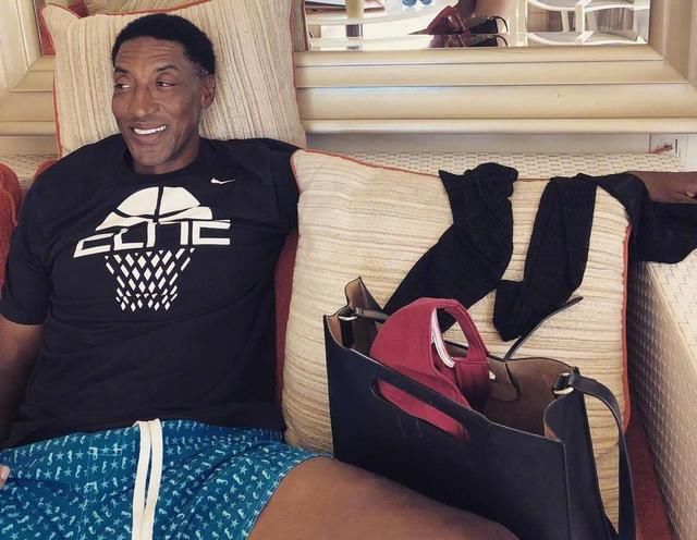 皮蓬娇妻晒性感私房照！网友调侃：皮大爷可千万注意身体啊