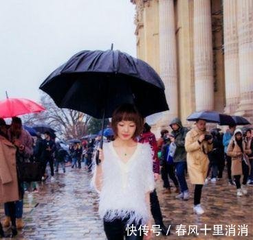 1米64的鲁豫把皮裤穿出了2米既视感, 而她们却毁于皮裤