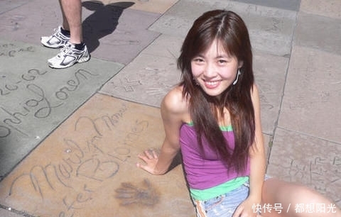  【性感】37岁超女冠军安又琪性感走穴模样大变，网友：没有李宇春的命
