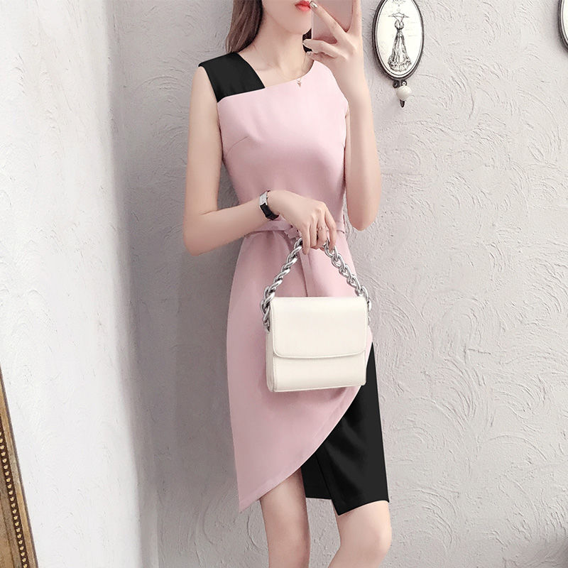 虽然48岁了，但我绝不做老女人!多穿这样温柔裙，显年轻超美嫩