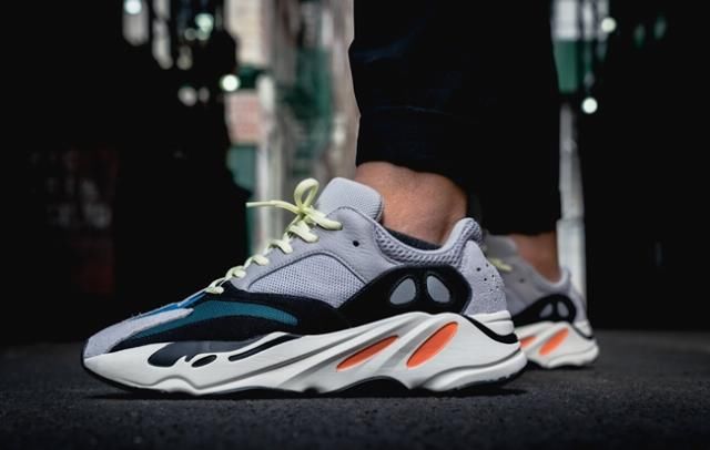  『发售』最贵的 5000+！一张图告诉你，目前发售了多少 Yeezy 700！