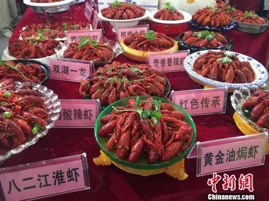 臭豆腐里有屎?空腹吃荔枝会死?6月，你又被这些谣言坑了吗