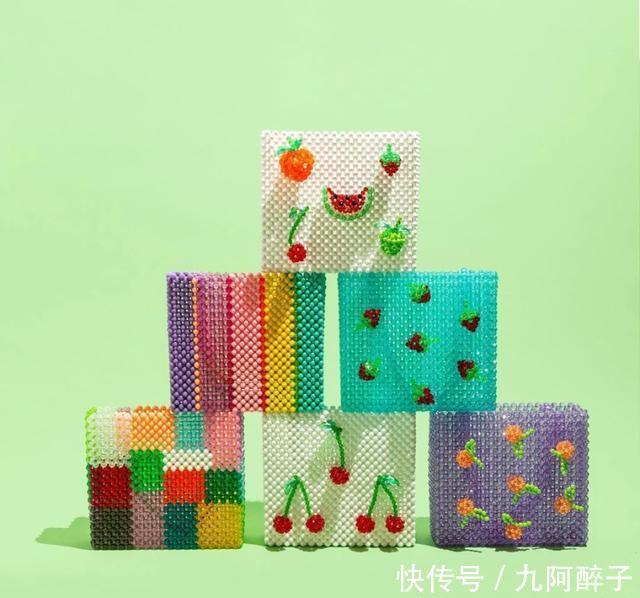  色彩■禁止无趣！谁背谁时髦的串珠包大合集！DIY手工串珠