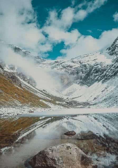 「叫板」四川敢叫板九寨沟和稻城亚丁的小城,美得惊人却很低调