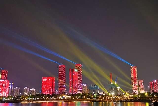 中国城建水平最高的城市，摩天楼指数和绿化指数位居全国榜首