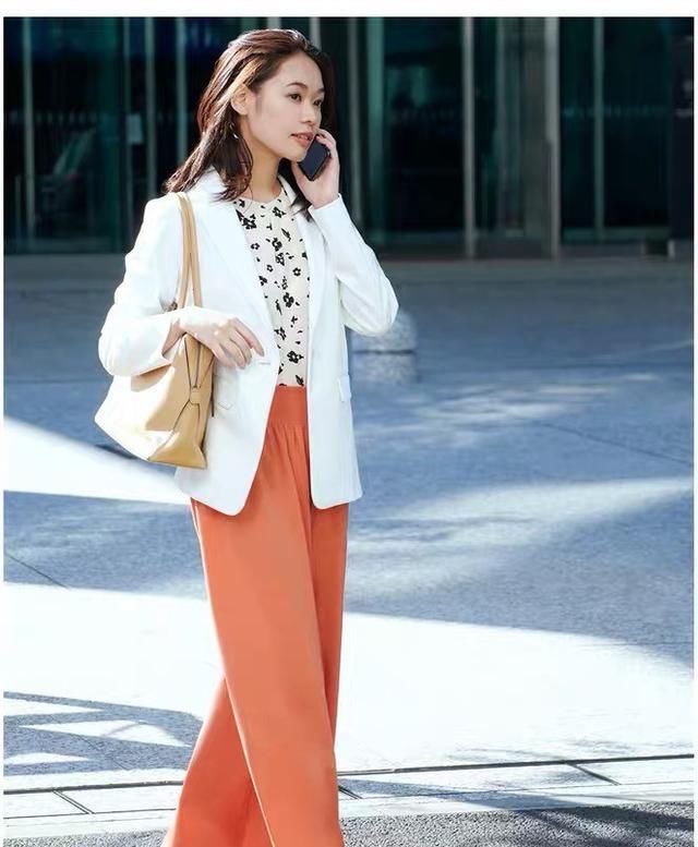  『驾驭』如何驾驭优衣库单品?学学时尚博主的穿搭技巧,减龄又时髦