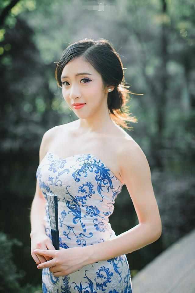  【并存】温文尔雅， 气质与颜值并存的小仙女