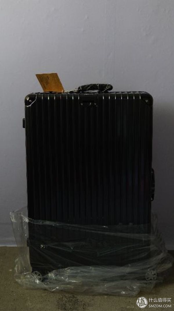 便宜量足的大容量行李箱:网易严选28寸pc铝框拉杆箱