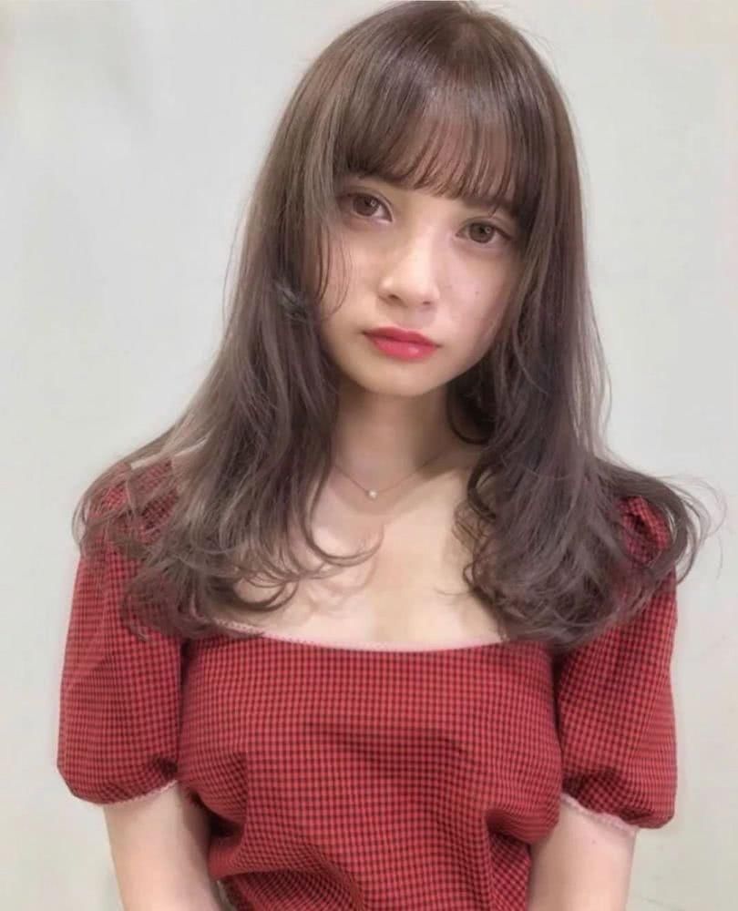 #适合#适合脸型比较圆的清爽发型