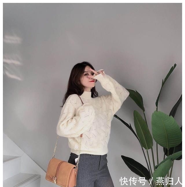  「高领」时尚界人手一件的高领衫，你也能穿