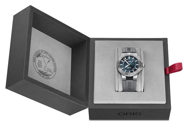 在崇明岛上，我亲手画了一块Oris豪利时的手表