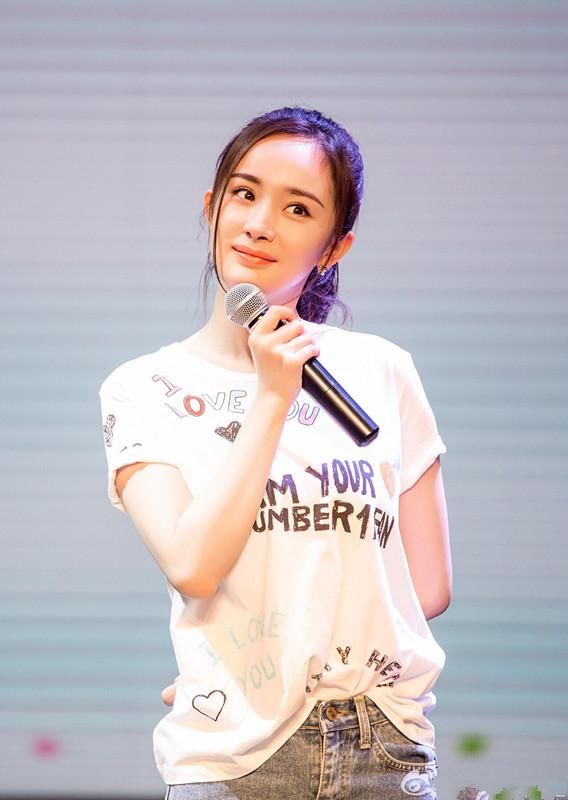 杨幂的最美照，图四动人，性感的图六早已让我深陷其中！