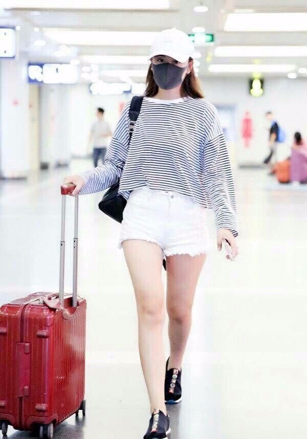 田亮真有眼光!叶一茜这么瘦，别人锁骨放硬币，她都可以放鸡蛋!