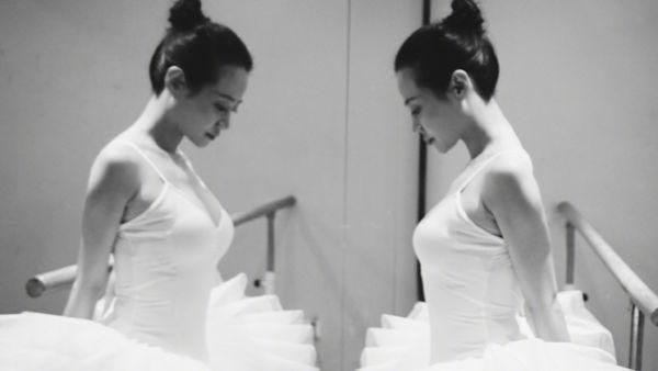 服气|《药神》后发现谭卓也是美人一枚,果然微胖是最好的身材!