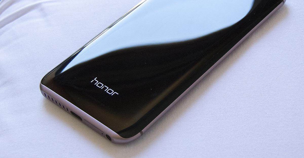 荣耀6月发布新机:首发华为新技术 无惧小米8