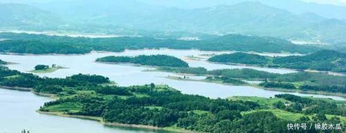  麻城：湖北、安徽和河南相交界, 三个相邻县市两个非常有名