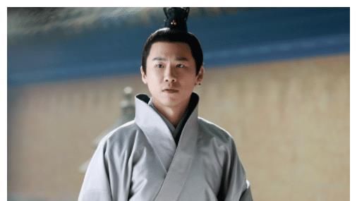 『竟是』70岁老戏骨王馥荔，儿子竟是我们熟悉的他，多次与杨幂合作被捧红