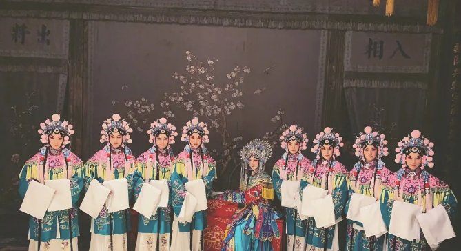 凤台■《鬓边不是海棠红》程凤台一句“娘子”换回半个金山,厉害了二爷