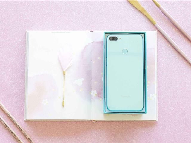 这三款高品质千元手机,买哪一款都能用很多,你