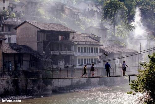 眼睛在旅行丨“千年盐都”宁厂古镇