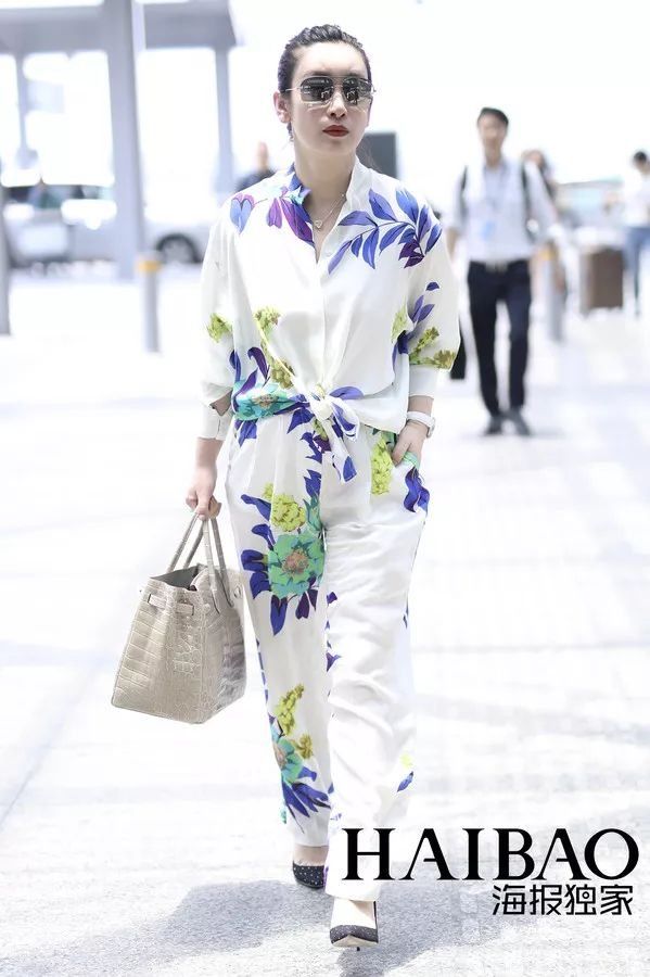 刘诗诗击破离婚传闻!周迅窦靖童这是什么情况?【海报街拍】