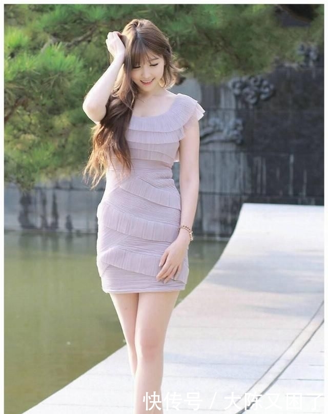 风景■紧身裙淋漓尽致呈现你的美,成为最美的风景