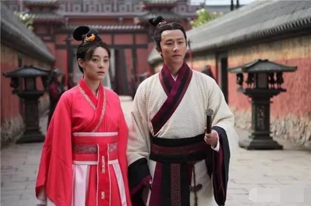 为什么古人只穿裙子不穿裤子?答案你万万想不到