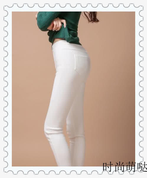 紧身裤穿出的性感奔放，你永远躲不开的美丽诱惑！