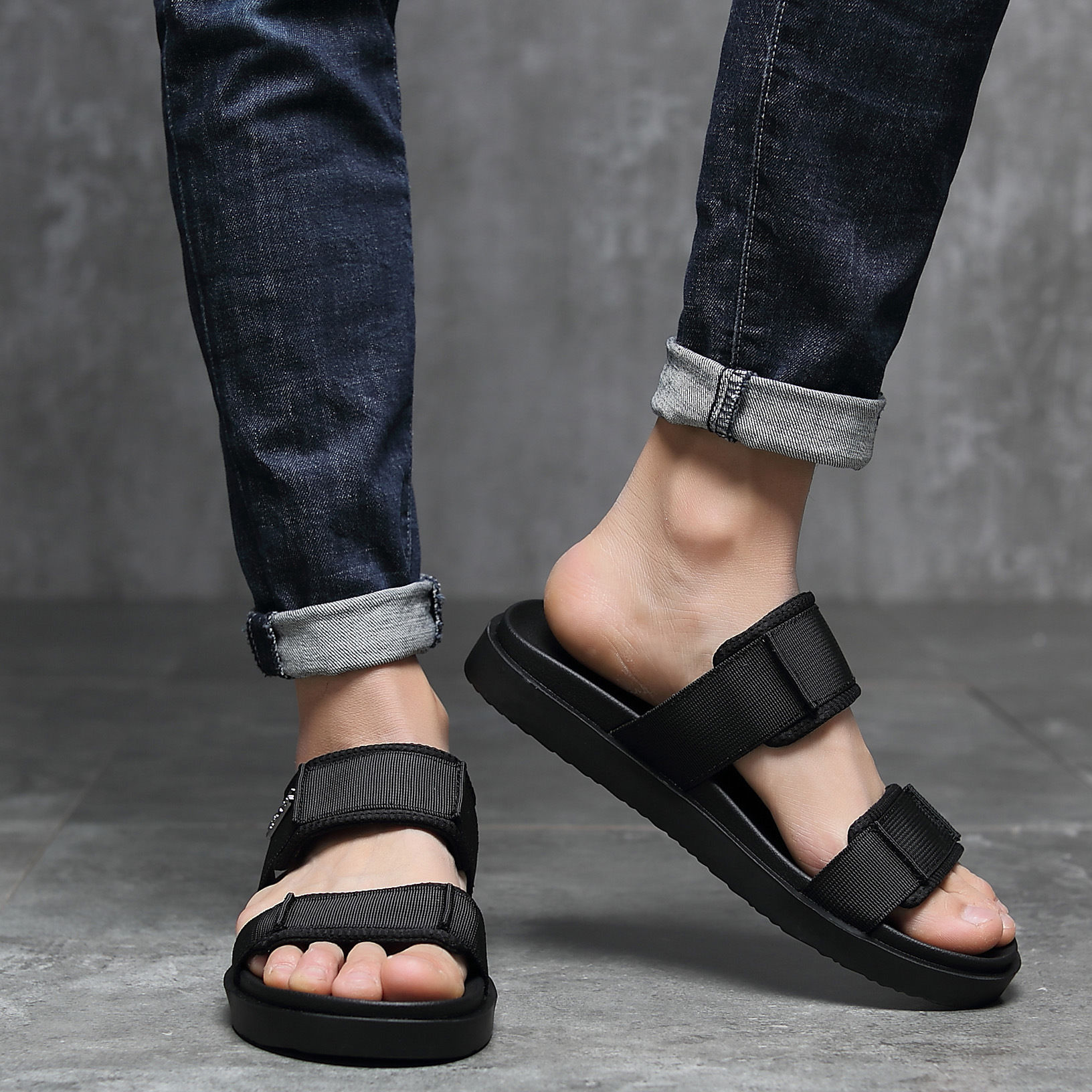 为什么越来越多的大叔,喜欢穿这样的休闲鞋,看了就知道!