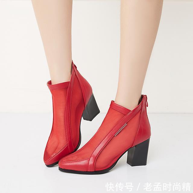  『有品』一双时髦洋气的高跟鞋，减龄有品的女人都喜欢
