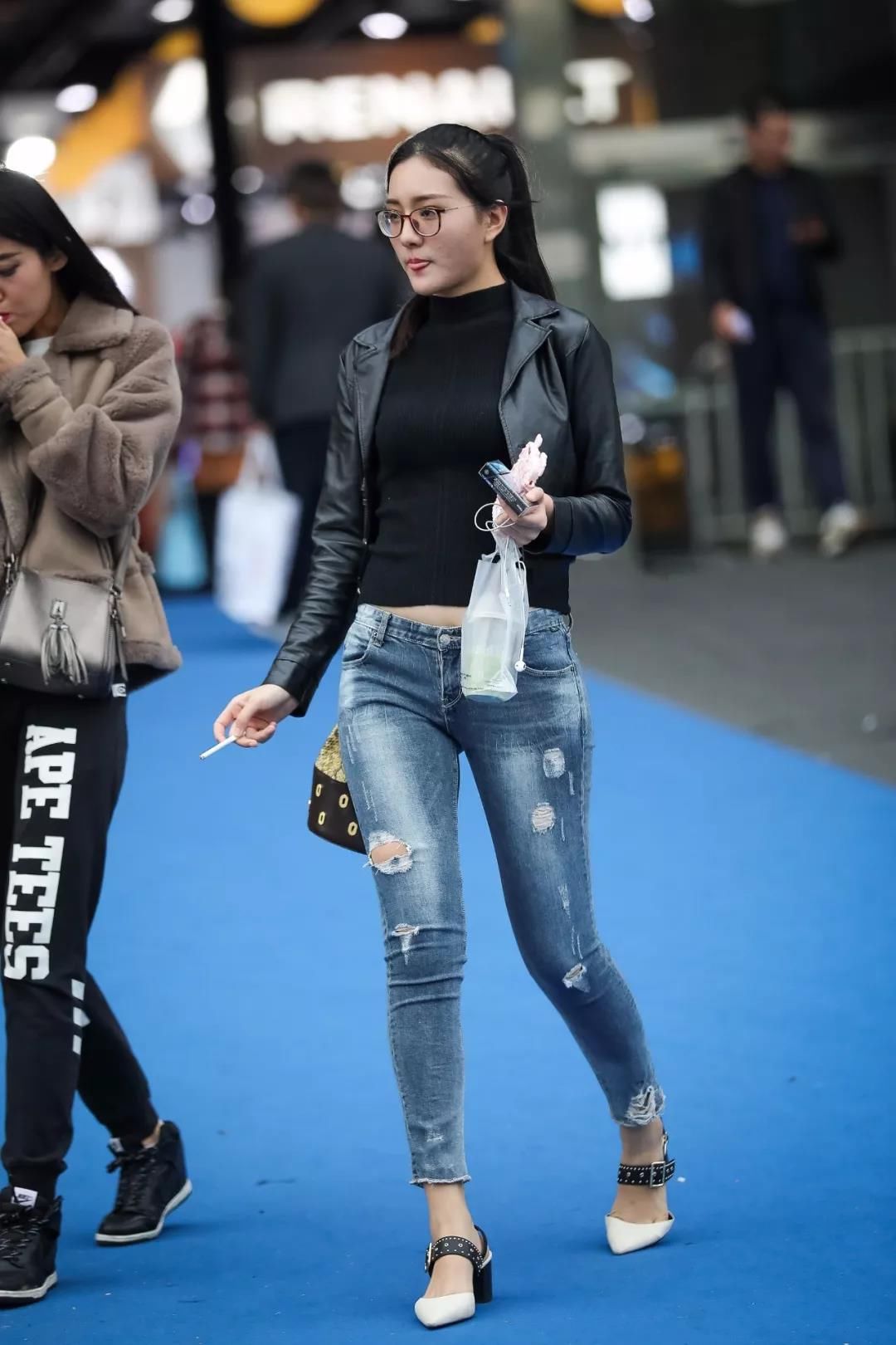 霸气有型的个性穿搭参考，让你走在街上吸引无数的路人