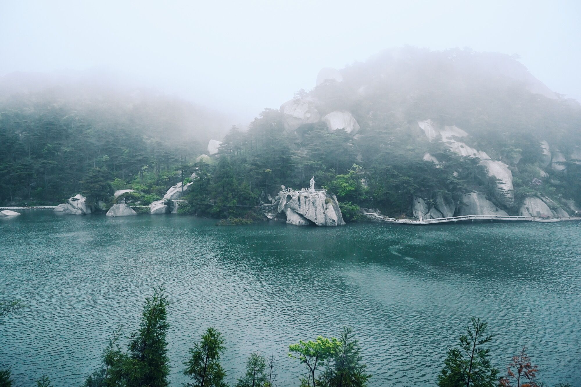 走进北纬30°的天柱山，一处风光秀丽又神秘的地方