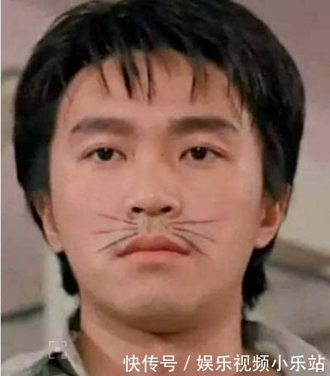 演员的转变!周星驰从参与创作到全权导演,这几