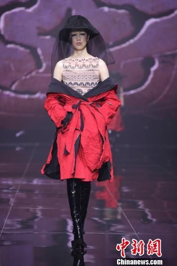 中国时尚大会聚焦时尚产业热点 精彩纷呈