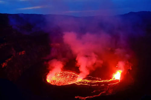 走进火山口，是惊吓还是惊喜？