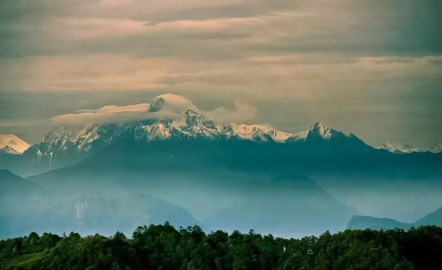 它只是雅安的一个县，却几乎包揽了川西美景!离德阳仅4小时!