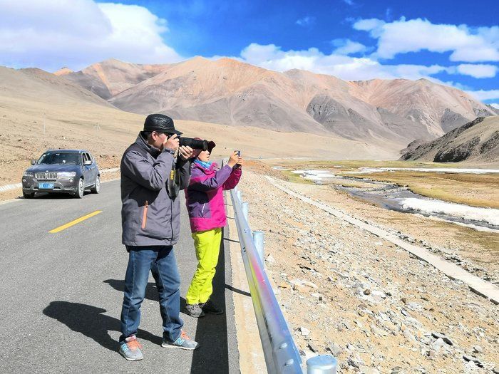 花甲之年自驾本田CR-V穿越阿里中线，拖底陷车无数，把车开废！