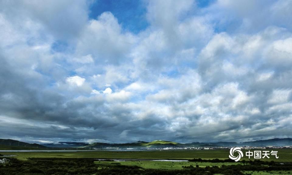 美丽的红原大草原