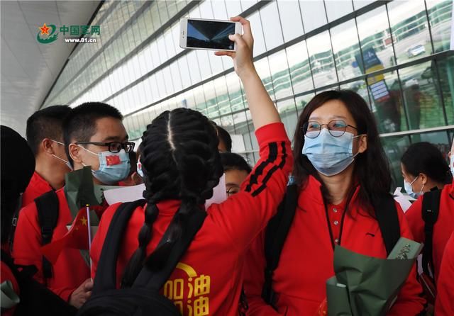  北高速收费站@江城?重启丨解放军报记者全景记录武汉“解封”