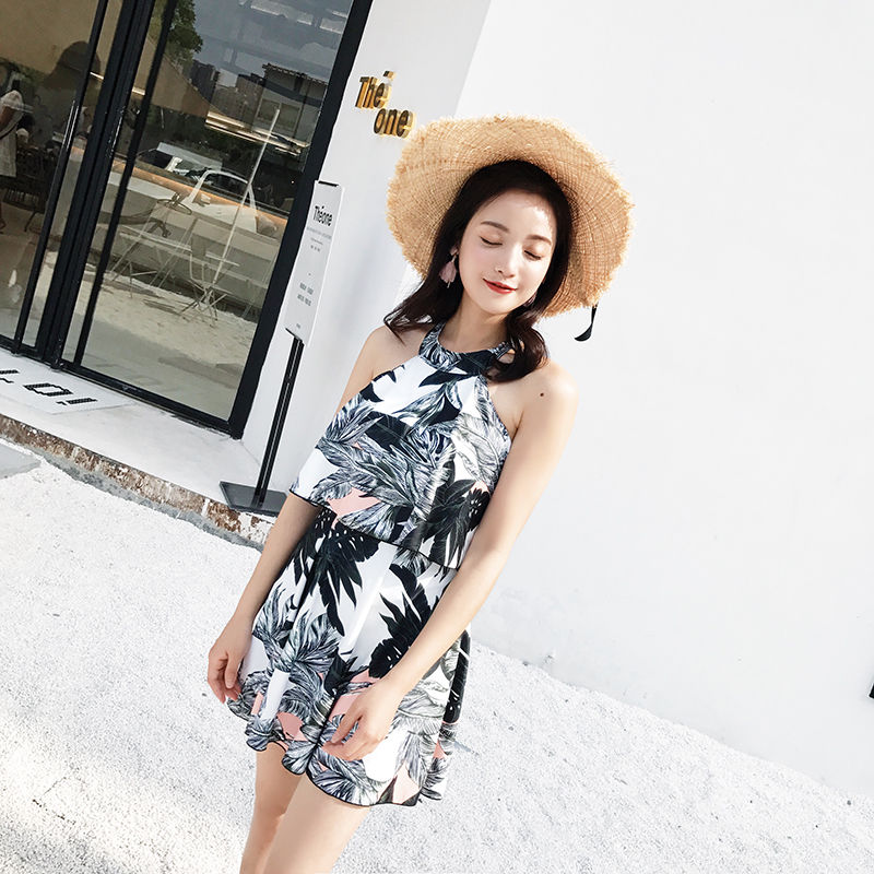 我天!从未见过这么美的泳衣，凹凸有致女人味十足