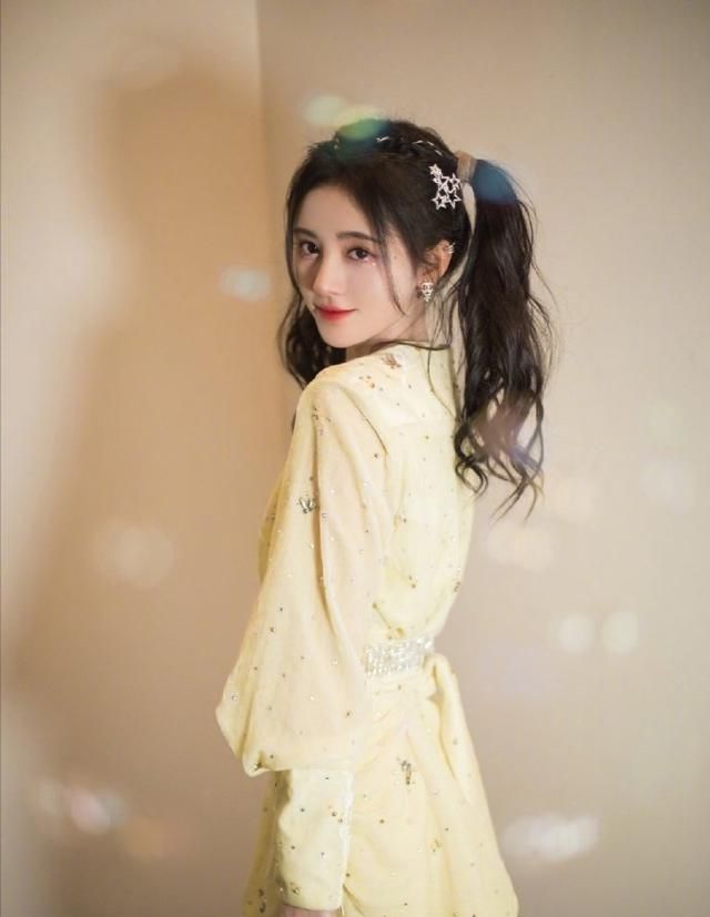 『少女』杨幂迪丽热巴郑爽angelababy的双马尾造型，谁赢了