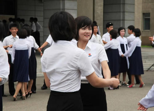  [美女]走进朝鲜：朝鲜气质美女长什么样？