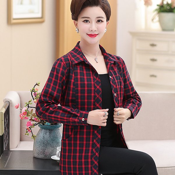 40-60岁的女人秋天一定要这样穿，超美丽优雅，气质很出众