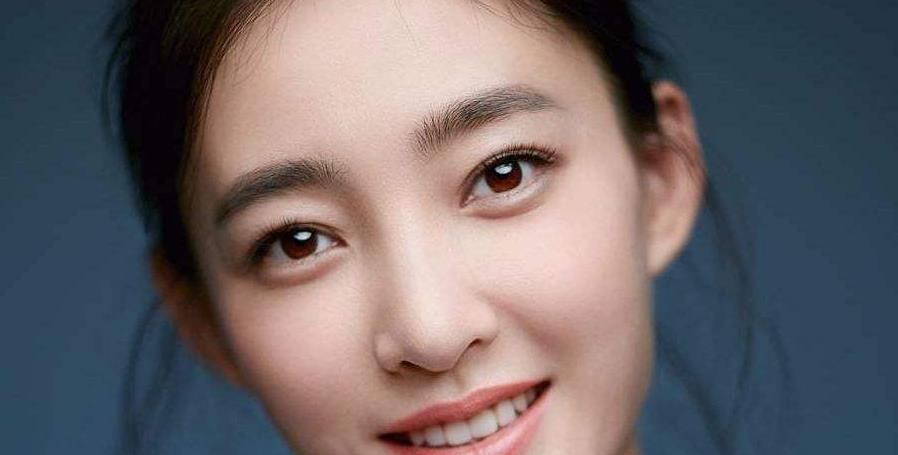 「起床」起床后做到这“3点”,30天皮肤光滑有弹性,后面上妆更服帖