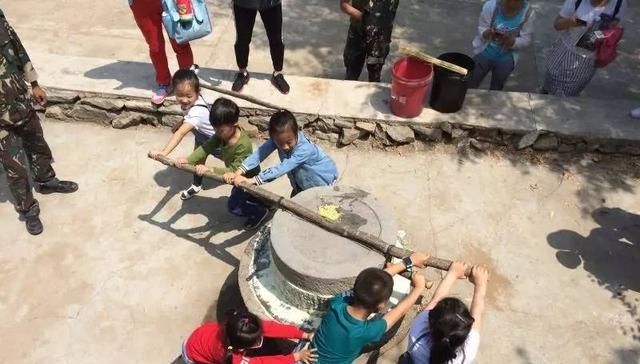  #能力#孩子动手能力差怎么锻炼孩子的动手能力，以下请参考