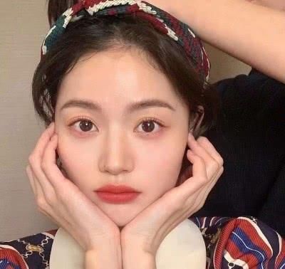  脸上|为什么有的女生脸上不长痘，要是坚持这“3习惯”，八成你也能变小仙女