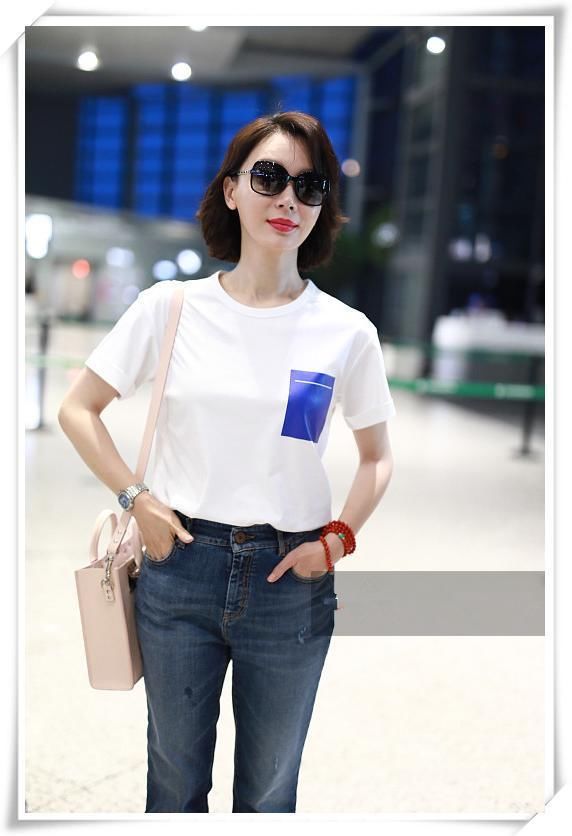 当41岁陈数遇上63岁赵雅芝，才知道保养对女人来说有多重要！