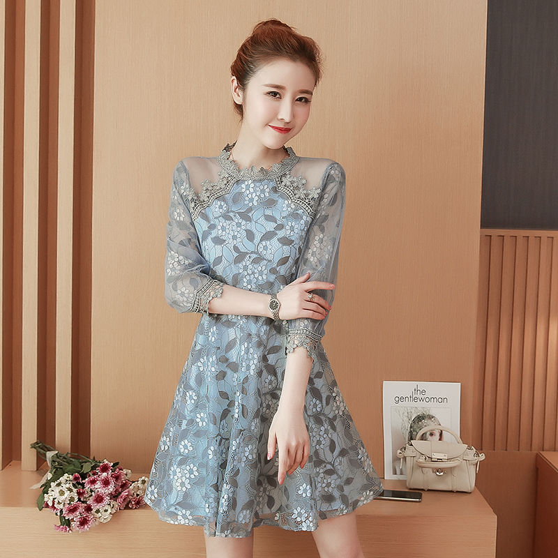 哇噻，今年的连衣裙太好看了，忍不住给自己买了5件，洋气又美嫩